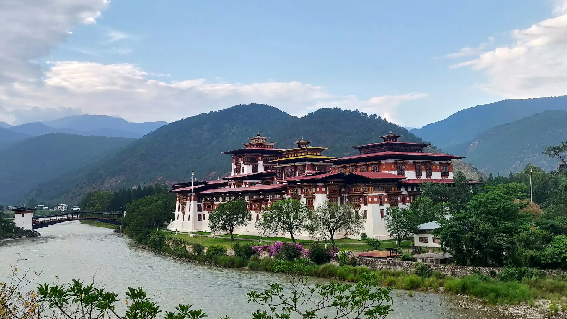 Nepal Bhutan Tour 8 Days